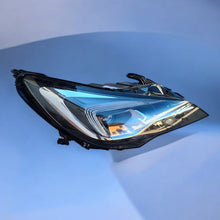 Laden Sie das Bild in den Galerie-Viewer, Frontscheinwerfer Opel Astra K Rechts Scheinwerfer Headlight