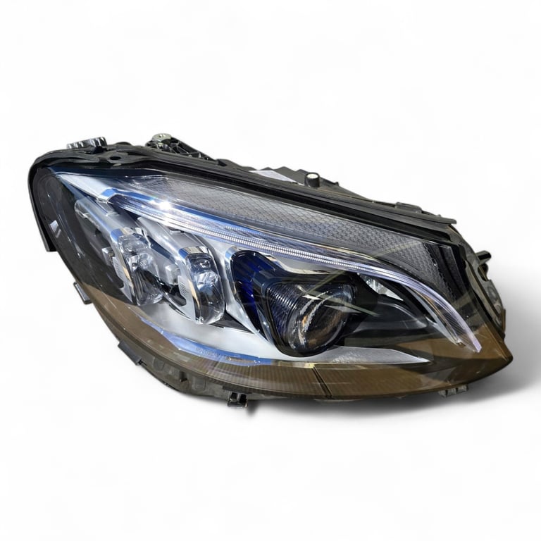 Frontscheinwerfer Mercedes-Benz W205 2059068605 LED Rechts Headlight SCH4247708785oo
