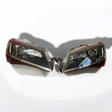 Laden Sie das Bild in den Galerie-Viewer, Frontscheinwerfer Skoda Superb III 3V1941016A 3V1941015A Xenon Rechts oder Links