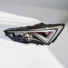 Load image into Gallery viewer, Frontscheinwerfer Seat Tarraco 5FJ941007H Full LED Links Scheinwerfer Headlight