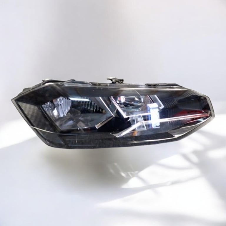 Frontscheinwerfer VW Polo 2G1941006 Rechts Scheinwerfer Headlight