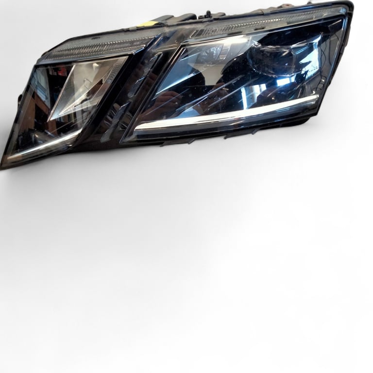 Frontscheinwerfer Skoda Octavia III 5E1941015F Full LED Links Headlight SCH5877212556bg