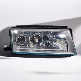 Frontscheinwerfer Skoda Octavia I 1404733 1U1941016G Xenon Rechts Headlight SCH3106330352tn