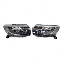 Load image into Gallery viewer, Frontscheinwerfer Dacia Logan Sandero II 260103529R Rechts Headlight SCH3230067452jt