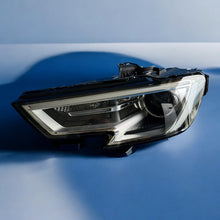 Laden Sie das Bild in den Galerie-Viewer, Frontscheinwerfer Audi A3 8V0941005 90104556 Xenon Rechts Scheinwerfer Headlight