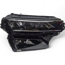 Laden Sie das Bild in den Galerie-Viewer, Frontscheinwerfer Skoda Karoq 57B941010 LED Rechts Scheinwerfer Headlight SCH9290773639mr