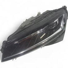 Laden Sie das Bild in den Galerie-Viewer, Frontscheinwerfer Skoda Superb III 3V1941016D Full LED Rechts oder Links