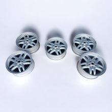 Laden Sie das Bild in den Galerie-Viewer, 1x Alufelge 18 Zoll 7.5&quot; 5x120 6750217-7 Land Rover Range Rim Wheel