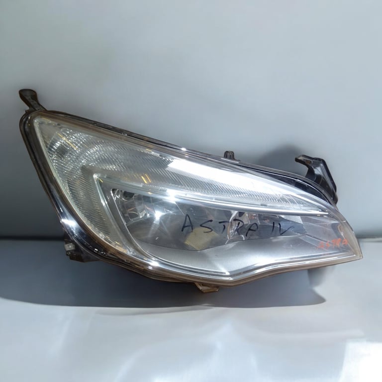 Frontscheinwerfer Opel Astra Rechts Scheinwerfer Headlight