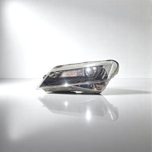 Laden Sie das Bild in den Galerie-Viewer, Frontscheinwerfer Skoda Superb III 3V1941015B 1ZS01193925 Rechts oder Links