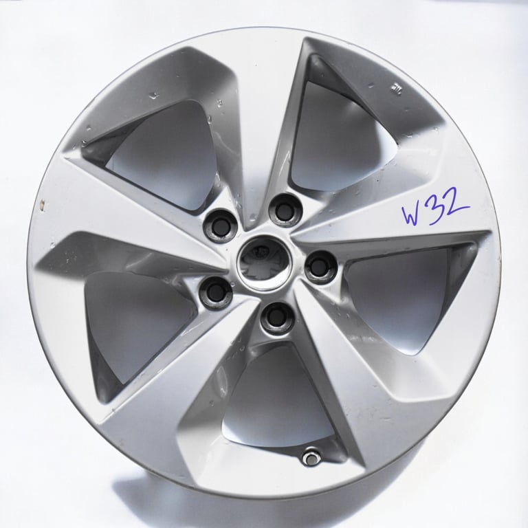 1x Alufelge 17 Zoll 7.0" 5x114.3 40ET AC4CHT6 Nissan X-Trail Rim Wheel