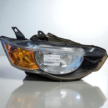 Laden Sie das Bild in den Galerie-Viewer, Frontscheinwerfer Mitsubishi Colt VI Rechts Scheinwerfer Headlight