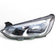 Laden Sie das Bild in den Galerie-Viewer, Frontscheinwerfer Ford Focus JX7B-13W030-AE Ein Stück (Rechts oder Links) SCH6702960505nx