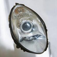 Load image into Gallery viewer, Frontscheinwerfer Mercedes-Benz W251 Xenon Rechts Scheinwerfer Headlight SCH8228296510vu