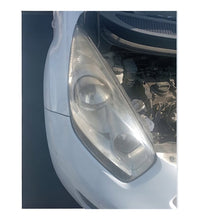 Load image into Gallery viewer, Frontscheinwerfer Kia Venga Rechts Scheinwerfer Headlight