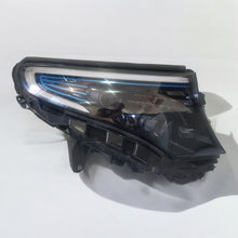 Laden Sie das Bild in den Galerie-Viewer, Frontscheinwerfer Mercedes-Benz Eqc A2399060201 Rechts Scheinwerfer Headlight