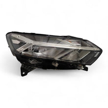 Load image into Gallery viewer, Frontscheinwerfer Dacia Sandero III Logan 260102586R LED Rechts Headlight SCH7130978682wq