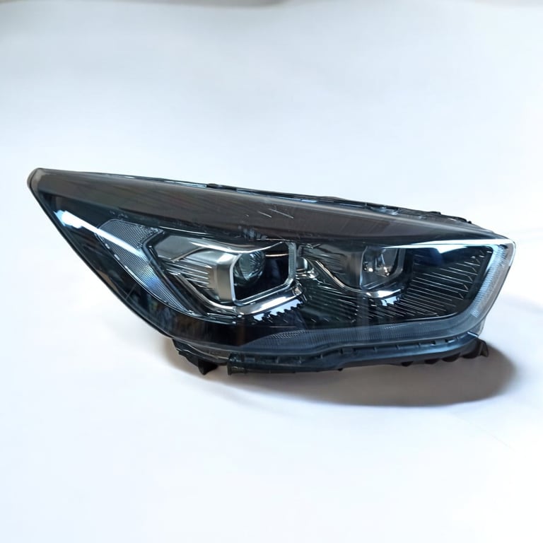 Frontscheinwerfer Ford Kuga GV41-13D154-EG Rechts Scheinwerfer Headlight