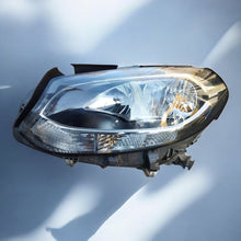 Load image into Gallery viewer, Frontscheinwerfer Mercedes-Benz W246 A2468205361 030129520100 LE13A6316 Links SCH6293814359mv