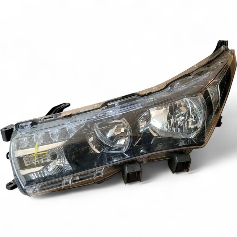 Frontscheinwerfer Toyota Corolla 81150-02E71 Ein Stück (Rechts oder Links) SCH7158850260ju