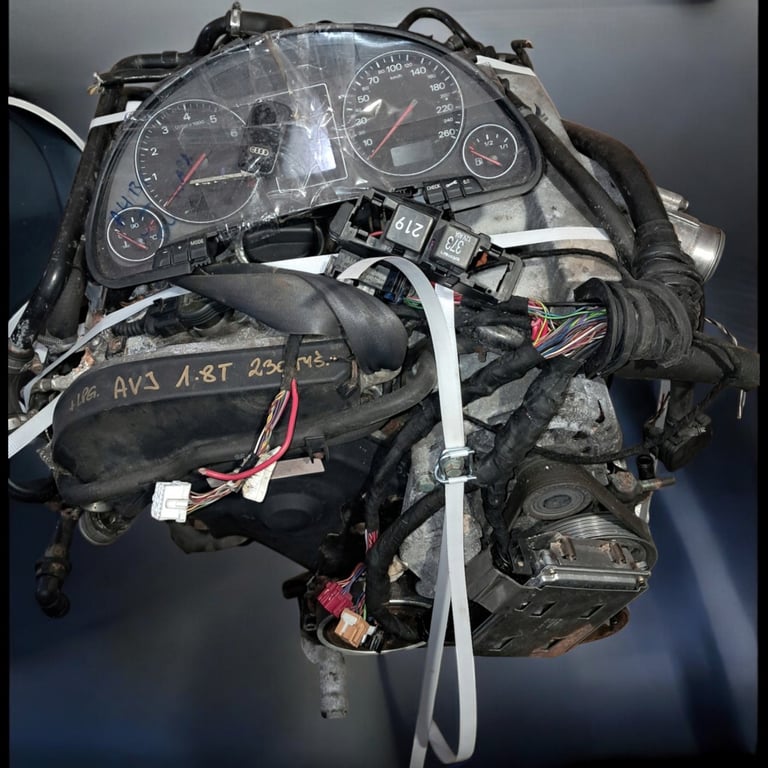 Motor Audi A6 A4 AVJ 1.8 150PS 110kW 230TKm 2003 Benzin Engine Komplett