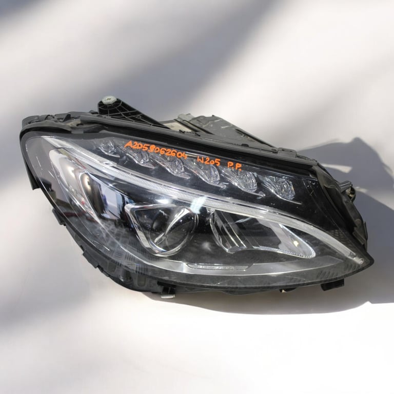 Frontscheinwerfer Mercedes-Benz W205 A2059062604 LED Rechts Headlight SCH4034940459tb