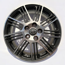 Laden Sie das Bild in den Galerie-Viewer, 1x Alufelge 17 Zoll 7.0&quot; 5x114.3 PW406-E0676G Toyota Corolla Avensis Rim Wheel