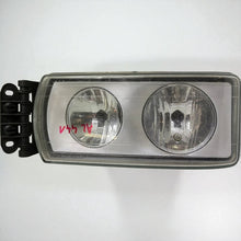 Laden Sie das Bild in den Galerie-Viewer, Frontscheinwerfer Iveco 89201215 Links Scheinwerfer Headlight