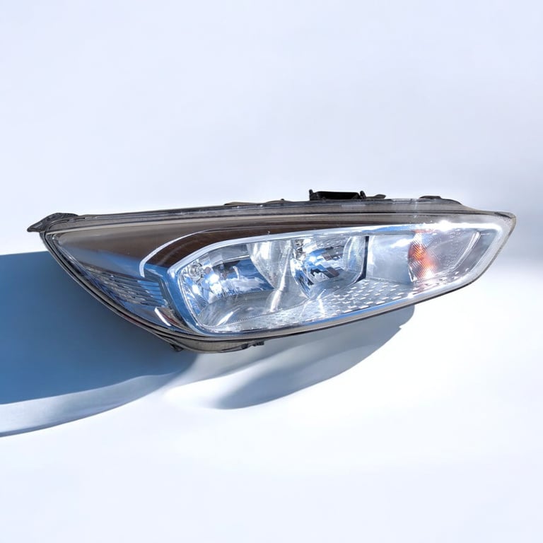 Frontscheinwerfer Ford Focus F1EB-13W029 Rechts Scheinwerfer Headlight