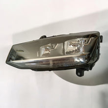 Load image into Gallery viewer, Frontscheinwerfer Audi Q2 81A941003 Links Scheinwerfer Headlight