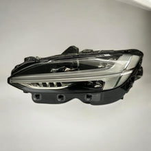 Load image into Gallery viewer, Frontscheinwerfer Volvo S90 V90 31386170 Full LED Links Scheinwerfer Headlight SCH6322667010fq