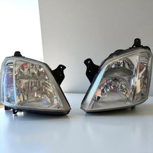 Laden Sie das Bild in den Galerie-Viewer, Frontscheinwerfer Opel Meriva A 93321052 93321053 Ein Stück (Rechts oder Links) SCH2234508035ob