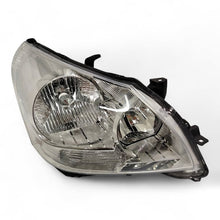 Load image into Gallery viewer, Frontscheinwerfer Toyota Verso 81140-0F101-00 Xenon Rechts Headlight SCH1109502257dn