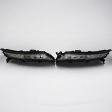 Laden Sie das Bild in den Galerie-Viewer, Frontscheinwerfer Mitsubishi Eclipse Cross EDM92205010 LED Rechts oder Links