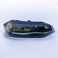 Laden Sie das Bild in den Galerie-Viewer, Frontscheinwerfer VW Polo 2G1941036B LED Rechts Scheinwerfer Headlight