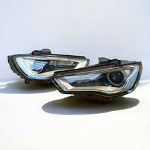 Load image into Gallery viewer, Frontscheinwerfer Audi A3 8V0941005 Xenon Links Scheinwerfer Headlight