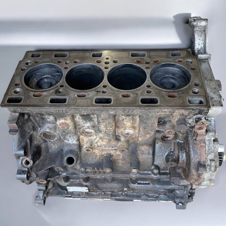 Motorblock Renault Master I G9U754 2.5 DCI Benzin Unkomplett