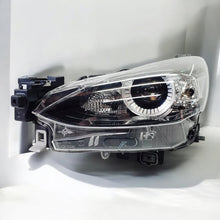 Laden Sie das Bild in den Galerie-Viewer, Frontscheinwerfer Mazda II D43N-51040 Full LED Links Scheinwerfer Headlight