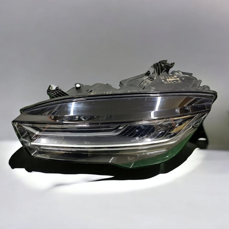 Frontscheinwerfer Audi A7 4G8941035B Links Scheinwerfer Headlight