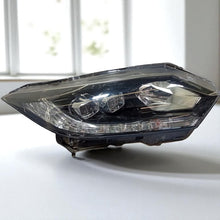 Laden Sie das Bild in den Galerie-Viewer, Frontscheinwerfer Honda Hr-V LED Rechts Scheinwerfer Headlight