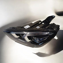 Laden Sie das Bild in den Galerie-Viewer, Frontscheinwerfer Mercedes-Benz Gle A1679064708 Links Scheinwerfer Headlight
