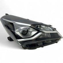 Load image into Gallery viewer, Frontscheinwerfer Toyota Yaris Rechts Scheinwerfer Headlight SCH3505896645mi