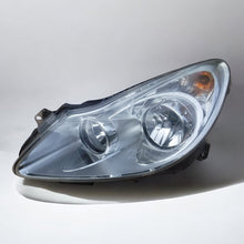 Laden Sie das Bild in den Galerie-Viewer, Frontscheinwerfer Opel Corsa D 13186381EF Links Scheinwerfer Headlight SCH8848546368kr