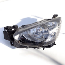 Laden Sie das Bild in den Galerie-Viewer, Frontscheinwerfer Mazda III 9808572680 LED Links Scheinwerfer Headlight