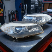 Laden Sie das Bild in den Galerie-Viewer, Frontscheinwerfer BMW 5 F11 1EL010131-21 1EL010131-22 Xenon Rechts oder Links SCH7994159697iv
