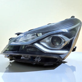 Frontscheinwerfer Toyota Yaris Links Scheinwerfer Headlight SCH1619677304tp