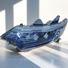 Laden Sie das Bild in den Galerie-Viewer, Frontscheinwerfer Mitsubishi Outlander III ECM921-21E10 Full LED Links Headlight