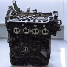 Load image into Gallery viewer, Motor Renault Trafic II M9R782 2.0 DCI 153TKm Diesel Engine Unkomplett