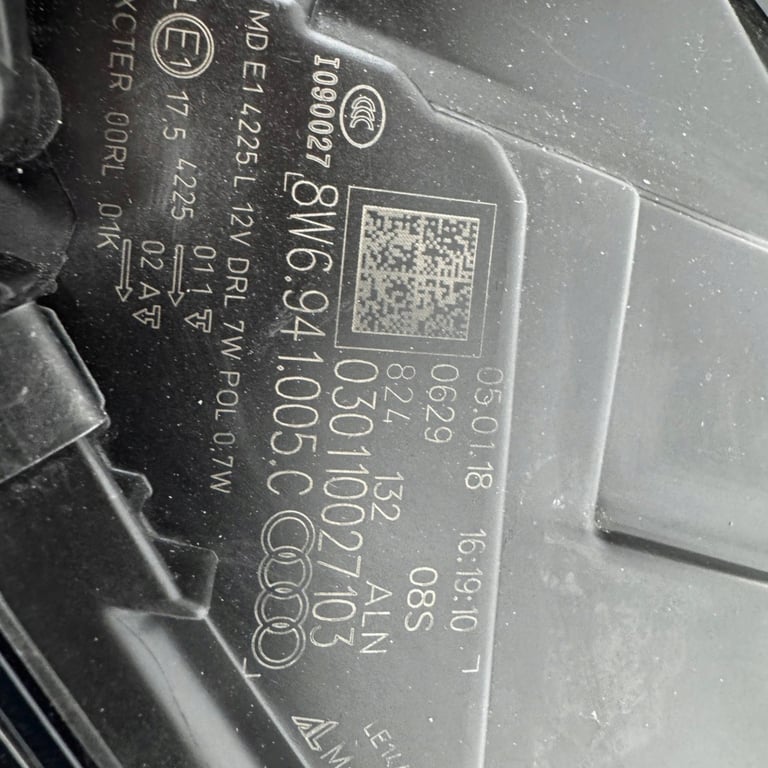 Frontscheinwerfer Audi A5 8W6941005C LED Ein Stück (Rechts oder Links) Headlight