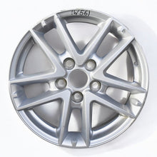 Load image into Gallery viewer, 1x Alufelge 16 Zoll 6.5&quot; 5x114.3 45ET Glanz Silber 42611YY500 Mg Corolla